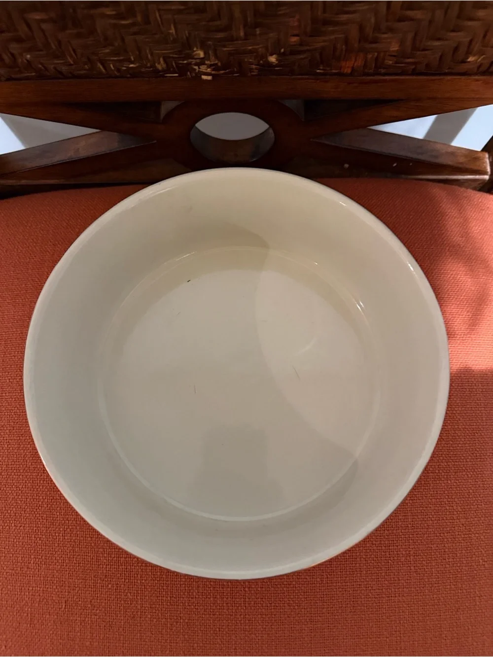 Vintage Hall Superior Kitchenware. EUC . No chips or cracks.